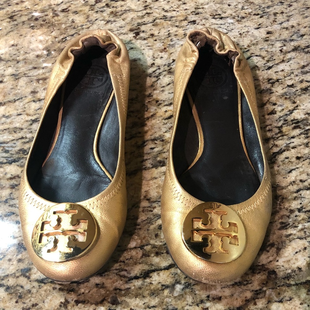 Tory Burch Reva flats Gold with Gold Logo Size 7M